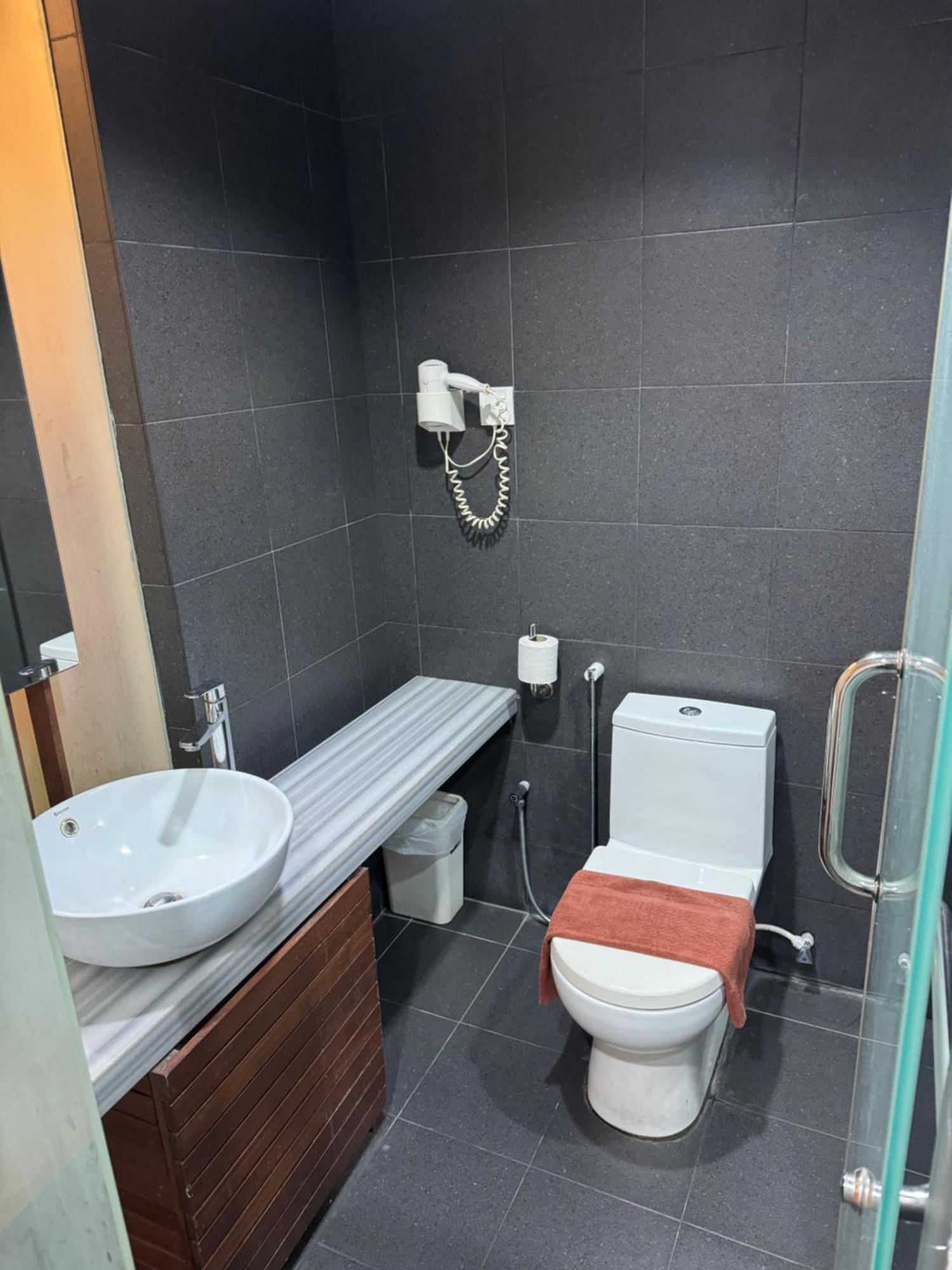 T+ Hotel Sungai Petani Exteriör bild