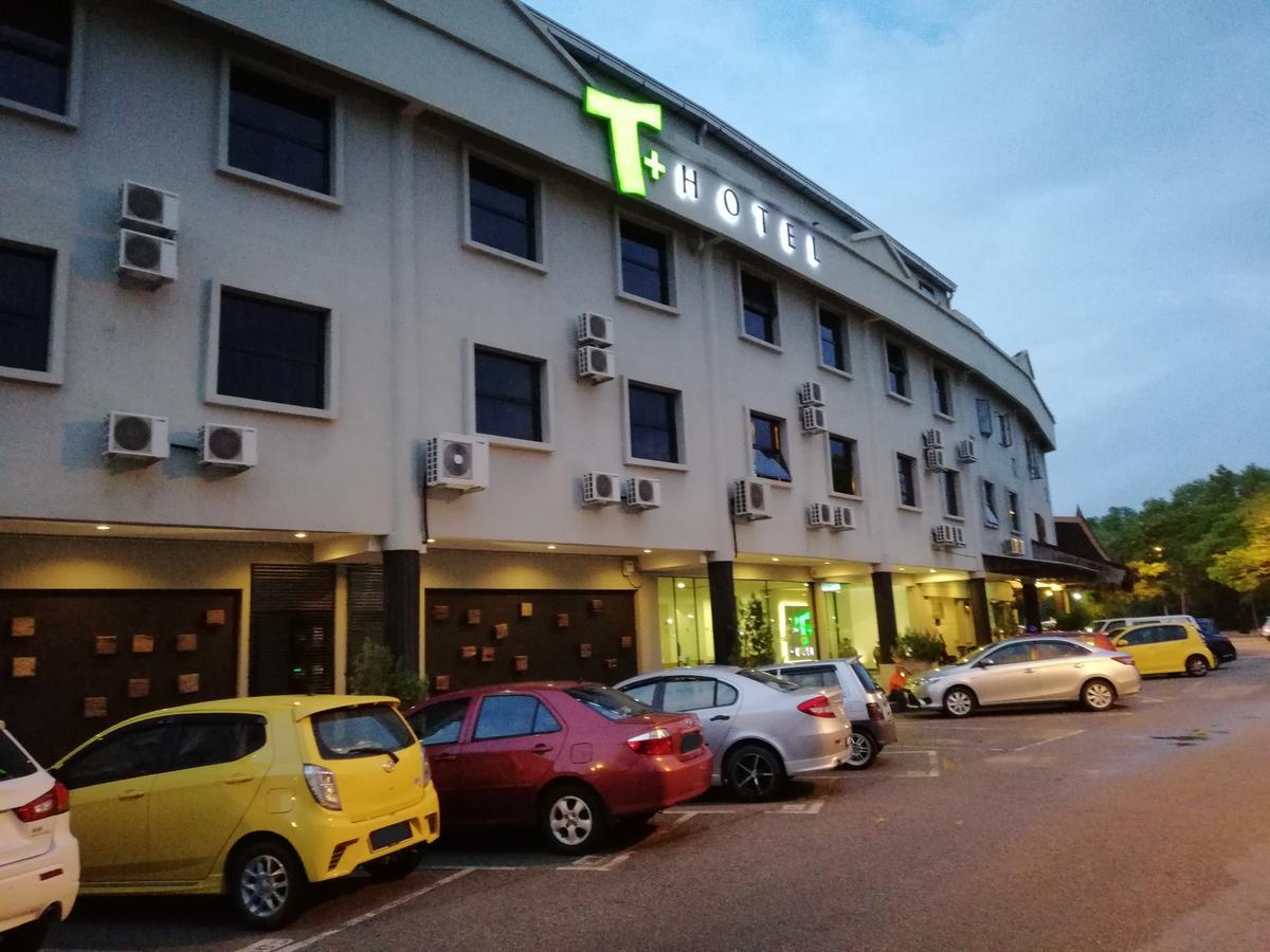 T+ Hotel Sungai Petani Exteriör bild
