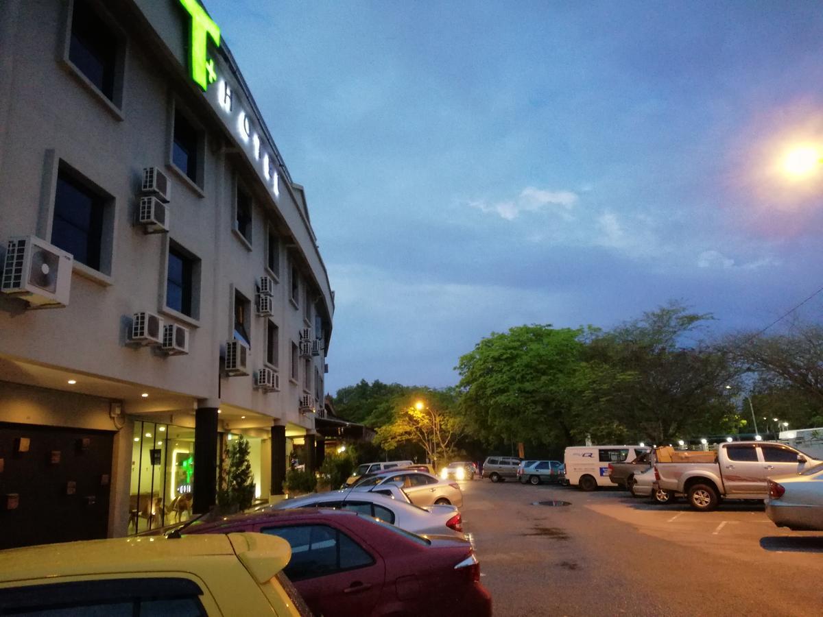 T+ Hotel Sungai Petani Exteriör bild